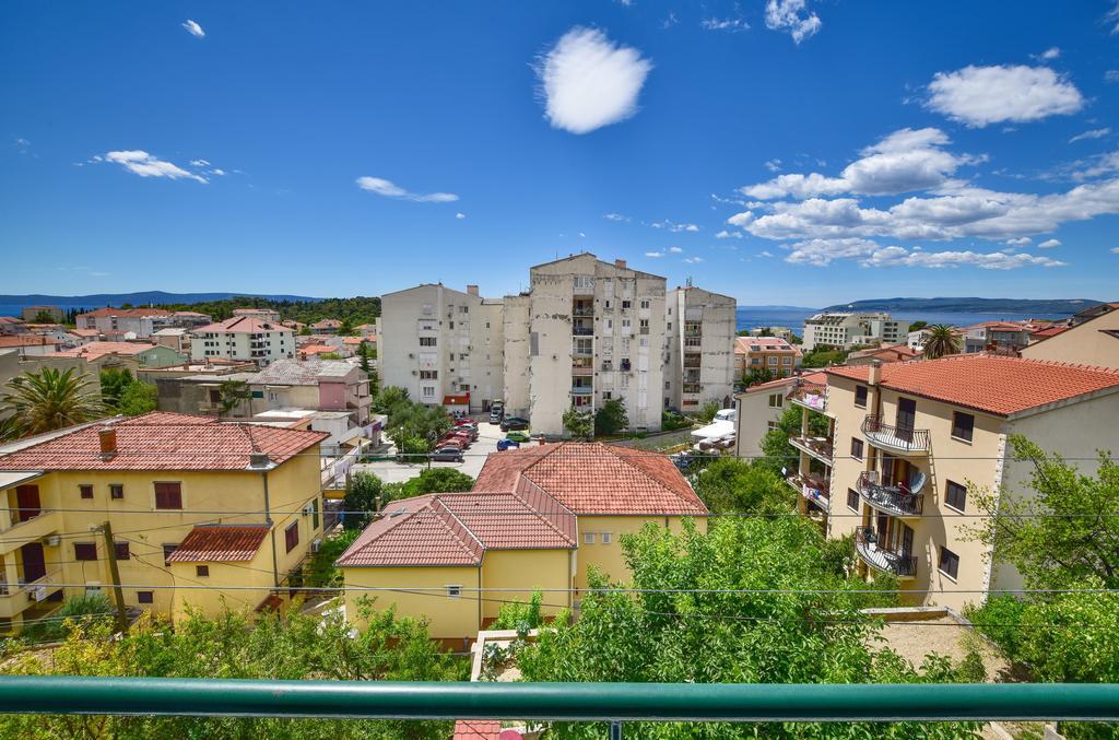 Apartments Vjeko Makarska Exterior photo